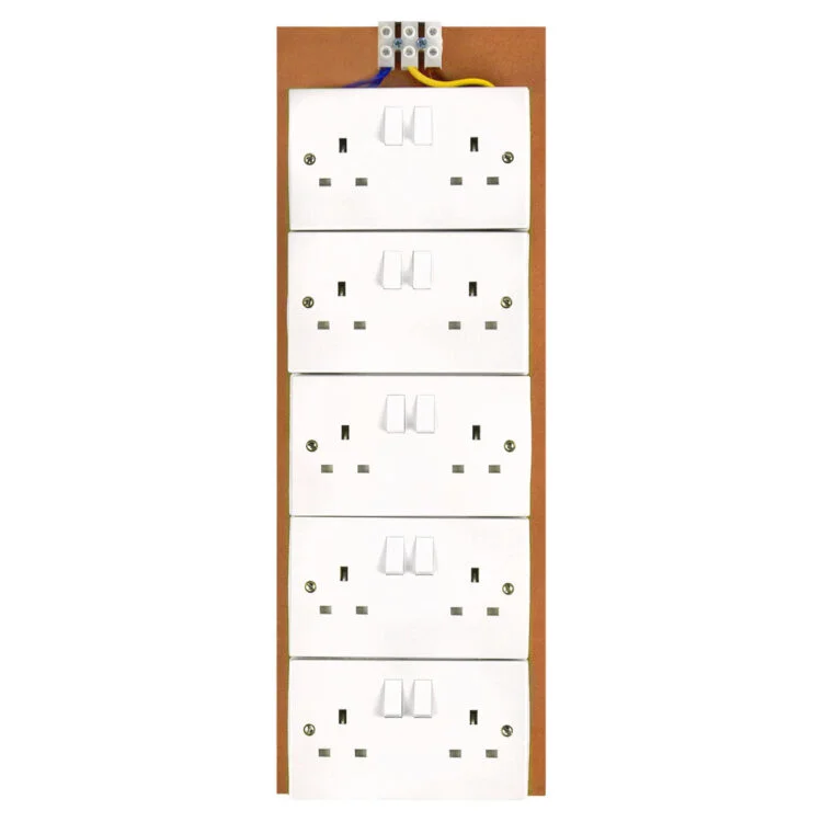 10 Way Plug Socket Extension Board